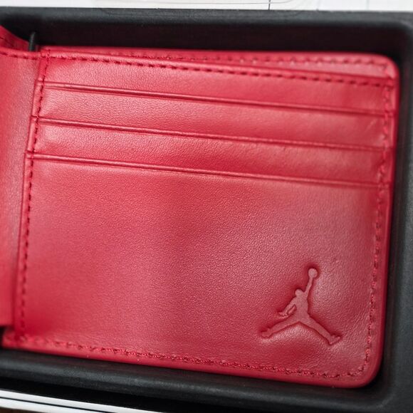 Nike Air Jordan Bifold Wallet Bred Red Silver Metallic Jumpman Leather Fabric - Picture 5 of 12